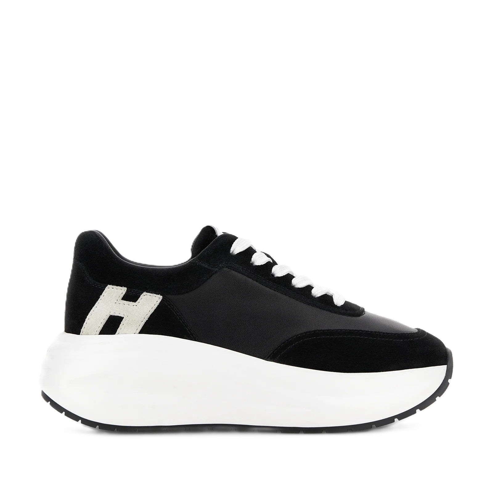 H696 Lace-up H