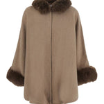 Cloth Poncho With Long-Fiber Details